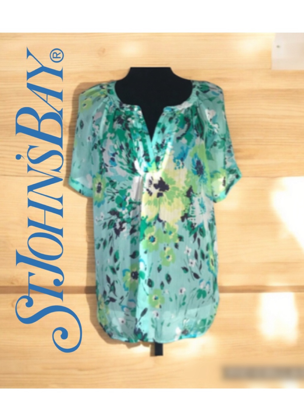 ST JOHN’S BAY Sheer Pullover VNECK Top Sz XL